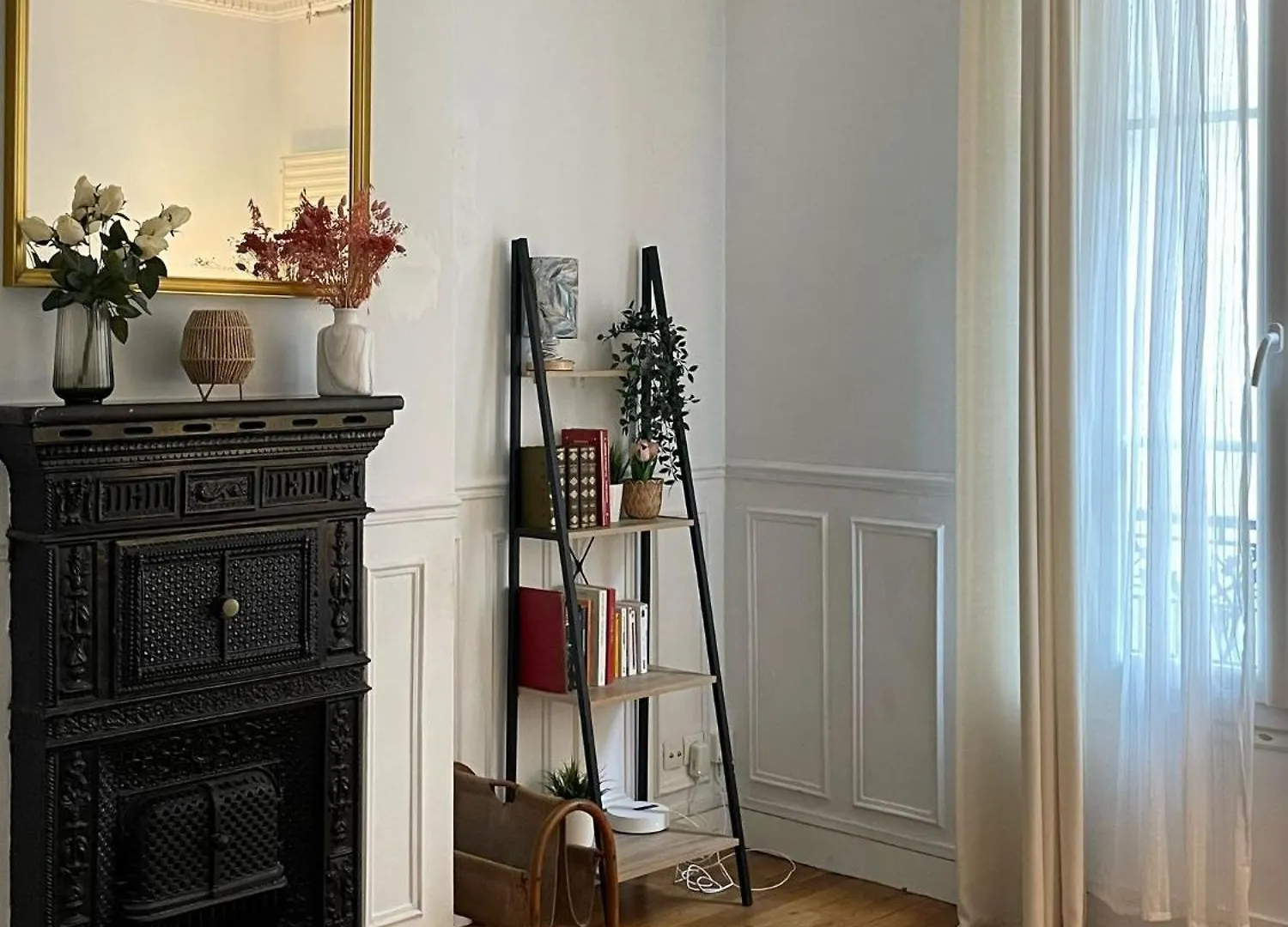 Bienvenus Dans Le 12eme Parisien